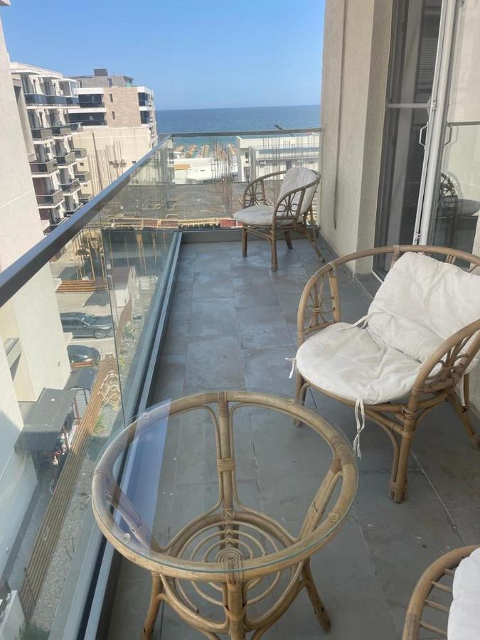 Ini Apartment Alezzi ナボダリ エクステリア 写真