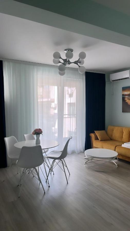 Ini Apartment Alezzi ナボダリ エクステリア 写真
