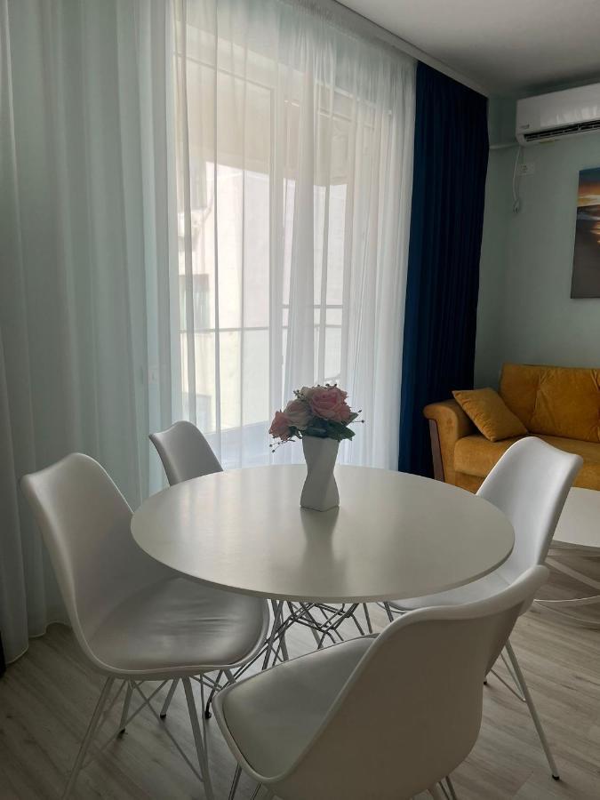 Ini Apartment Alezzi ナボダリ エクステリア 写真